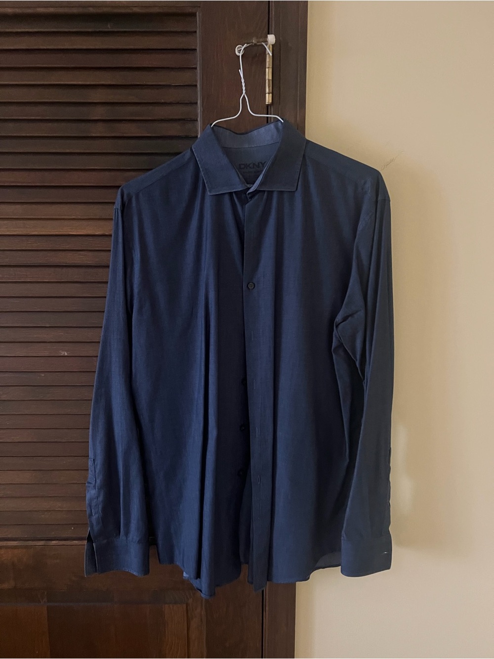 DKNY Shaped Slim Fit Button Down Shirt